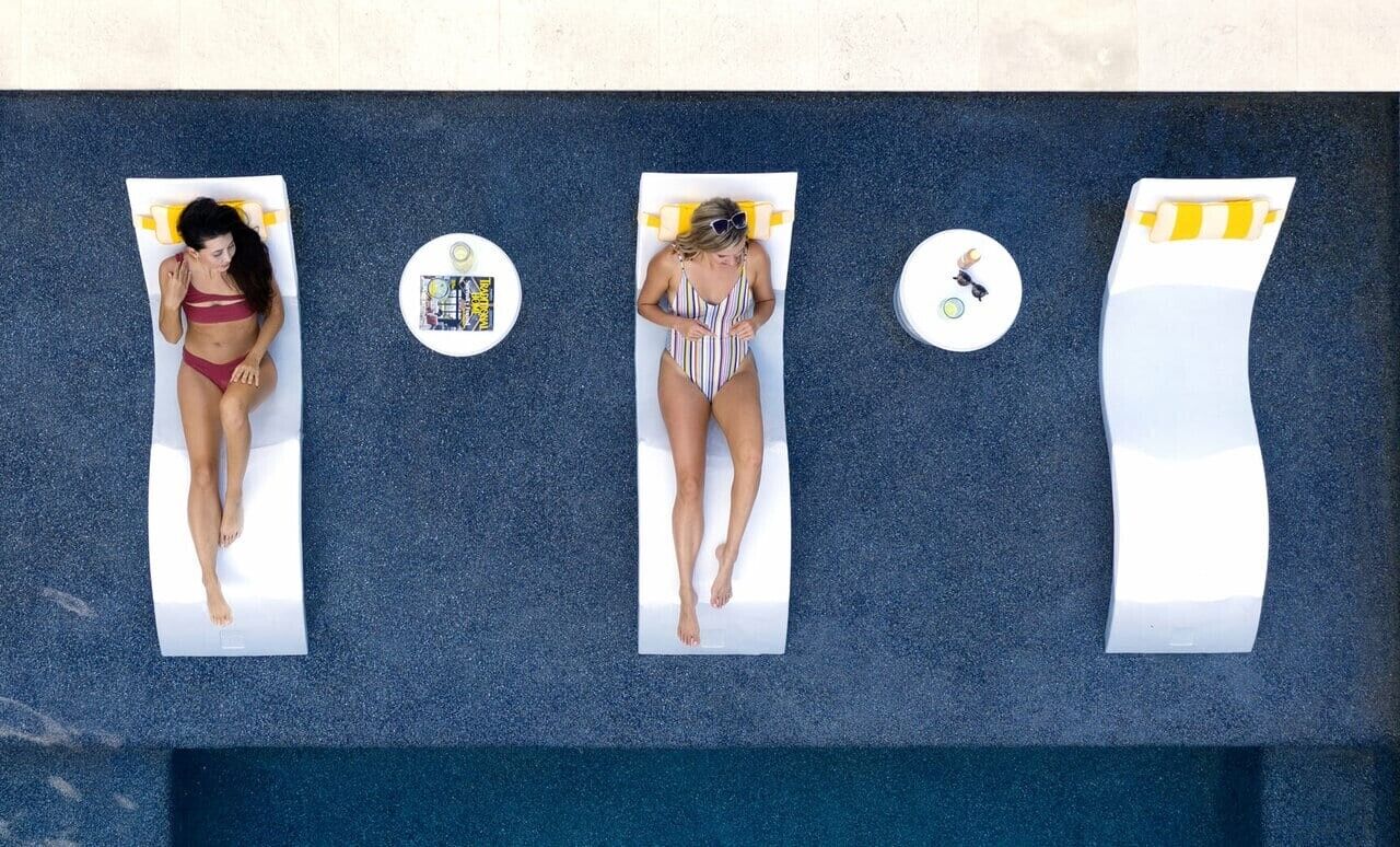 SIGNATURE WATER CHAISE WHITE ***FOR 0-9" OF WATER (LEDGE LOUNGER - LL-SG-C-W) - Image 5